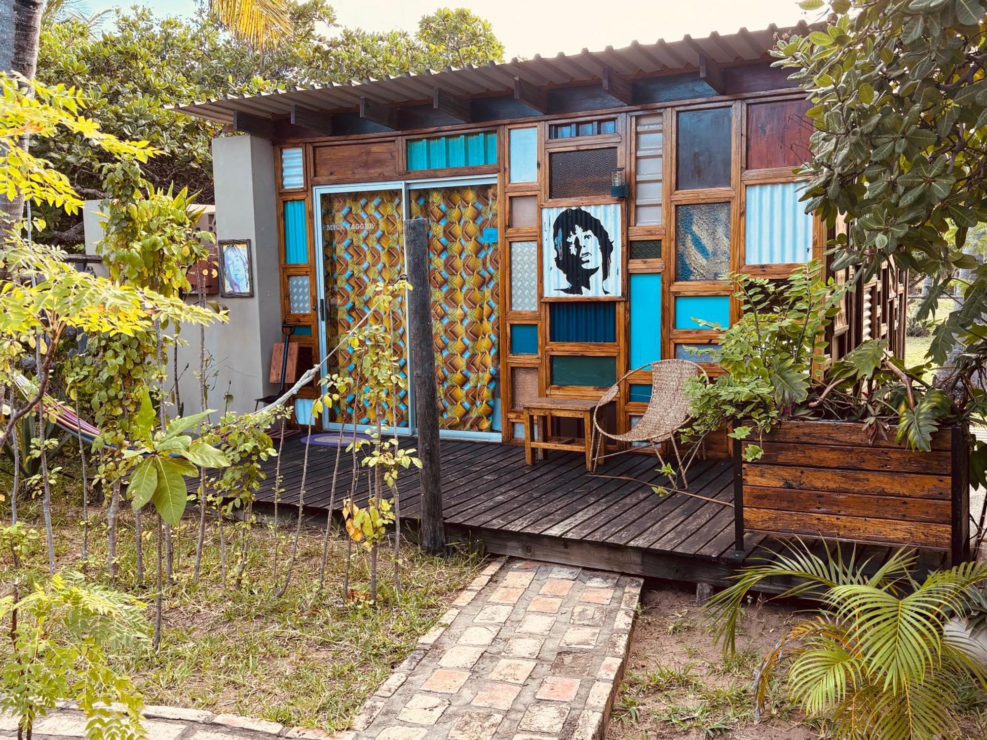 Mozambeat Motel Praia do Praia do Tofo Eksteriør bilde
